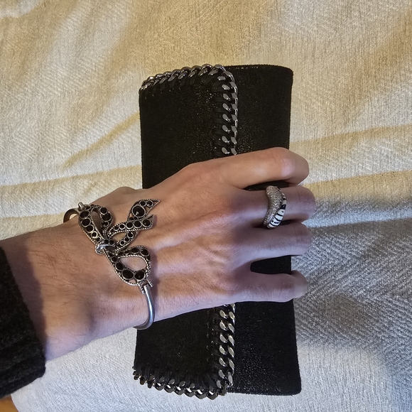 SET OF 2 -MARC JACOBS  silver rhinestone flower Wrist Bracelet & Leopard Ring 8 - Picture 2 of 11
